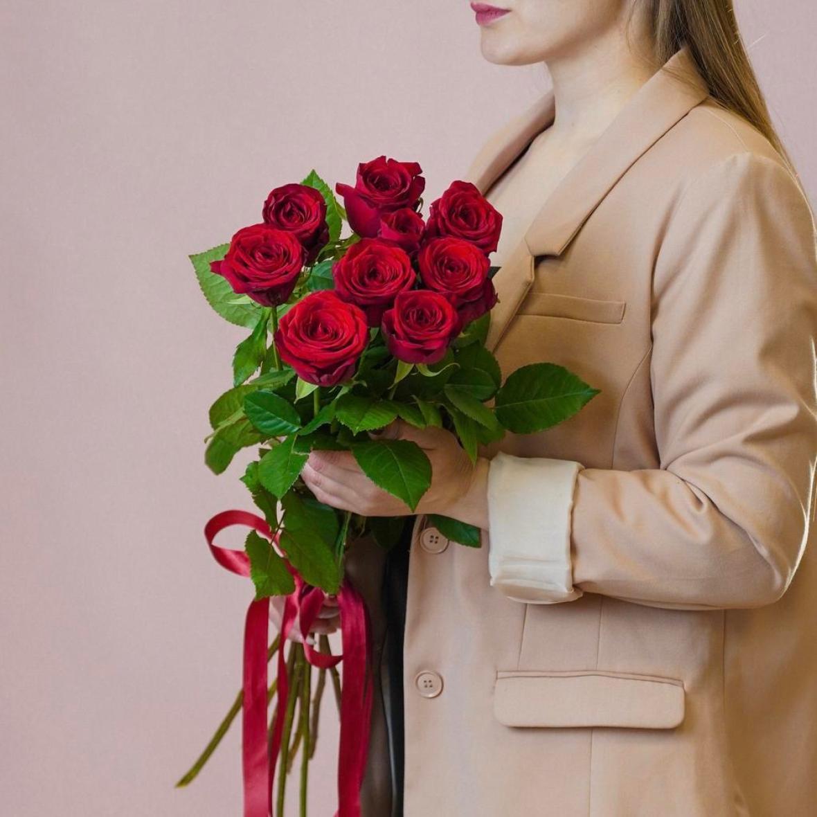 Красные розы, 70 см, 9 шт