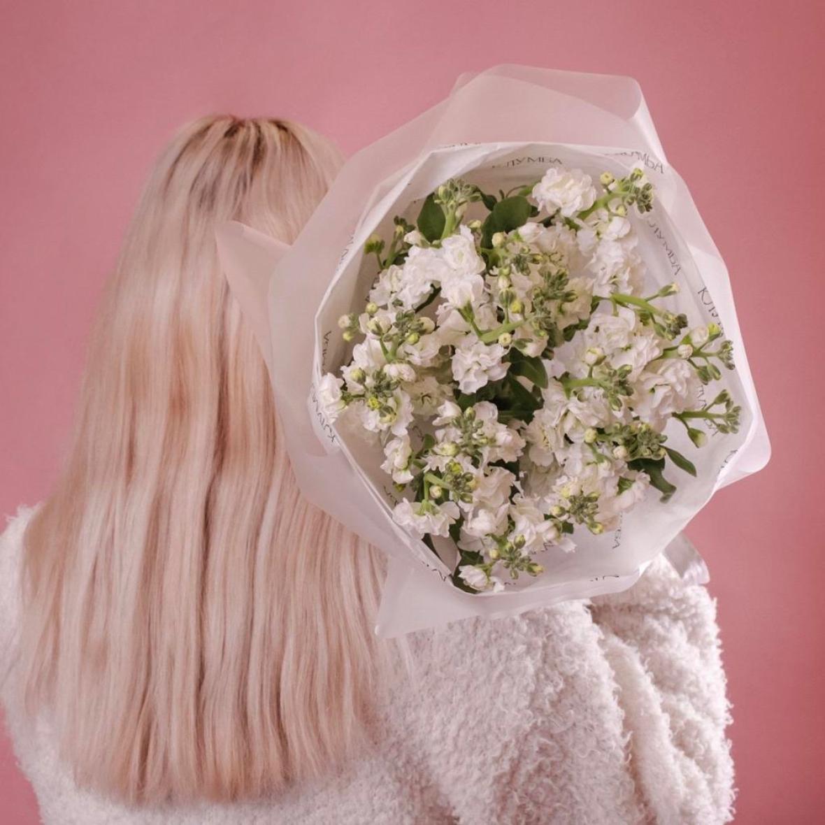 Белая маттиола, 9 шт